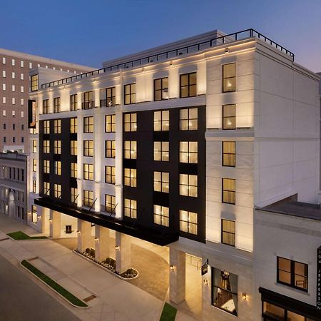 106 Jefferson Huntsville, Curio Collection By Hilton ภายนอก รูปภาพ