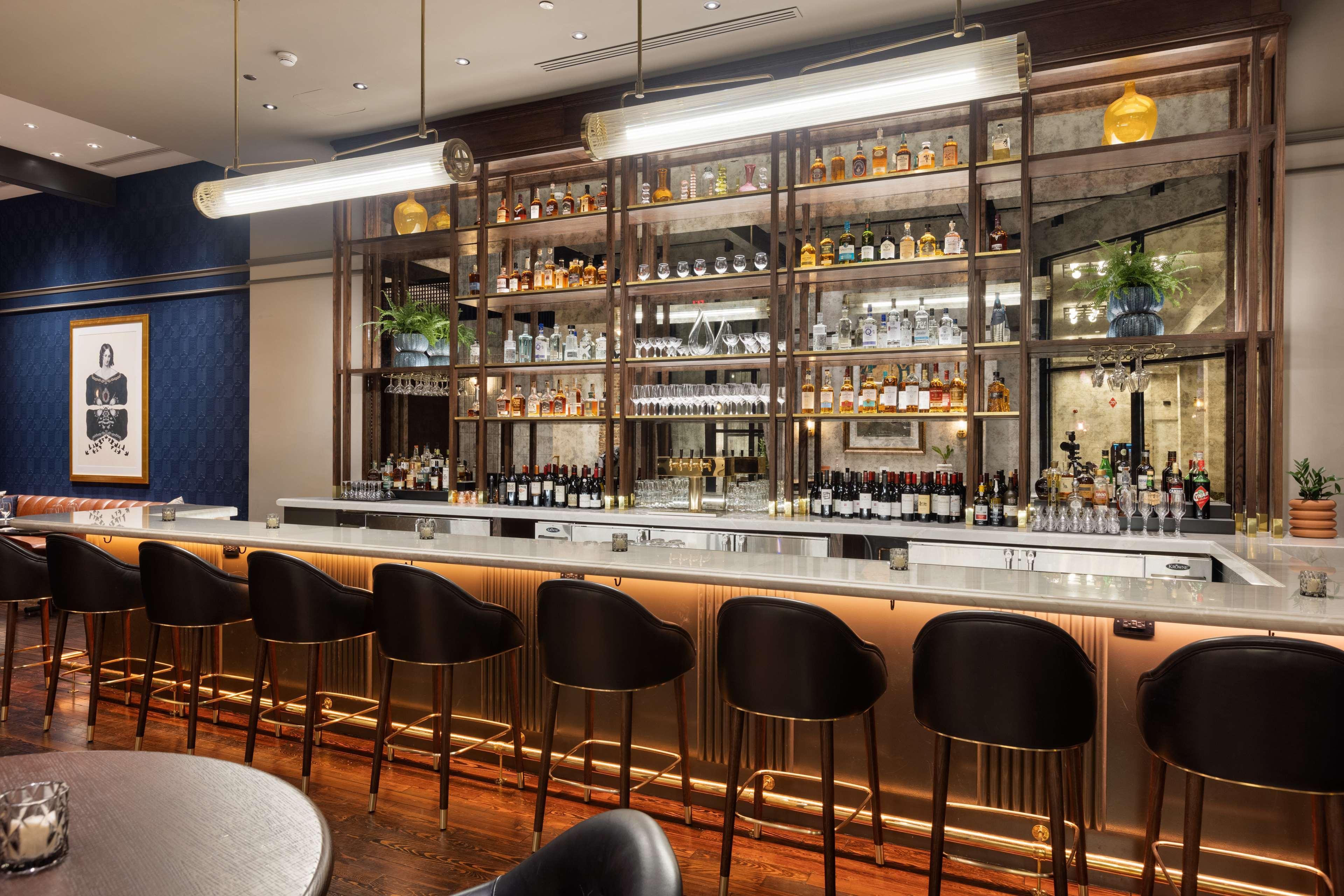 106 Jefferson Huntsville, Curio Collection By Hilton ภายนอก รูปภาพ