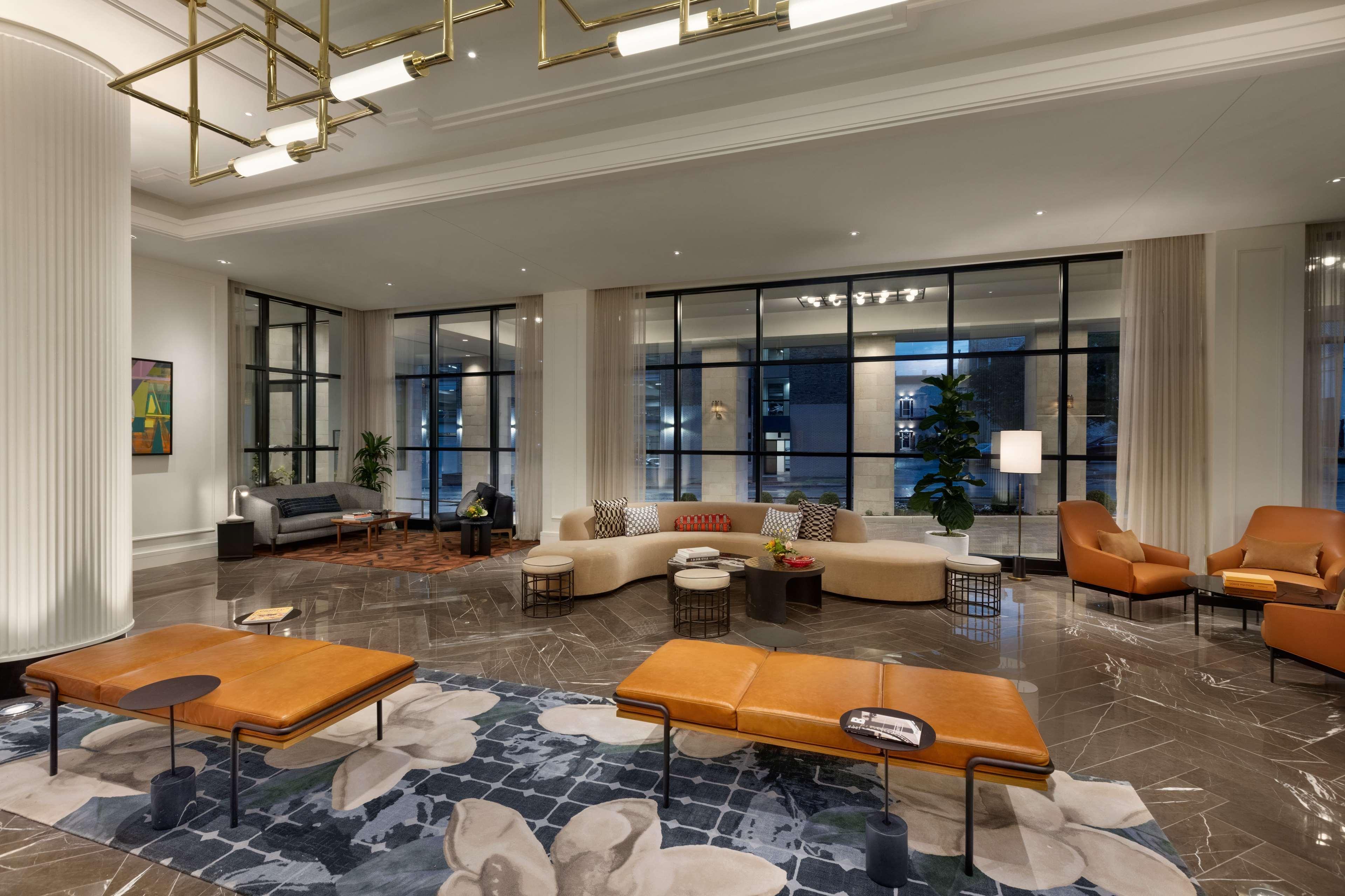 106 Jefferson Huntsville, Curio Collection By Hilton ภายนอก รูปภาพ