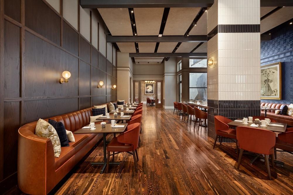 106 Jefferson Huntsville, Curio Collection By Hilton ภายนอก รูปภาพ