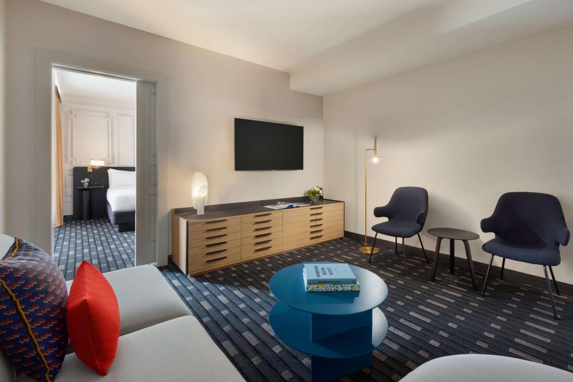 106 Jefferson Huntsville, Curio Collection By Hilton ภายนอก รูปภาพ